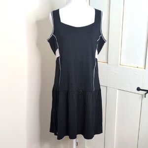 Antigua Women's XL Desert Dry Tennis Dress In Black And White